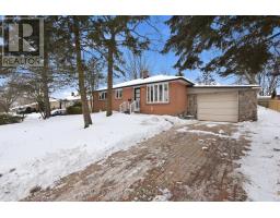 38 FERGUSON AVENUE, Whitby, Ontario