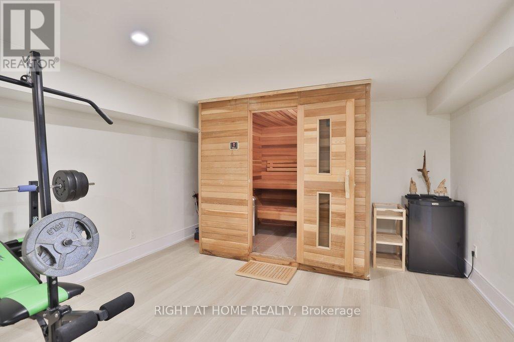 471 Country Club Crescent, Mississauga, Ontario  L5J 2P9 - Photo 38 - W12767550