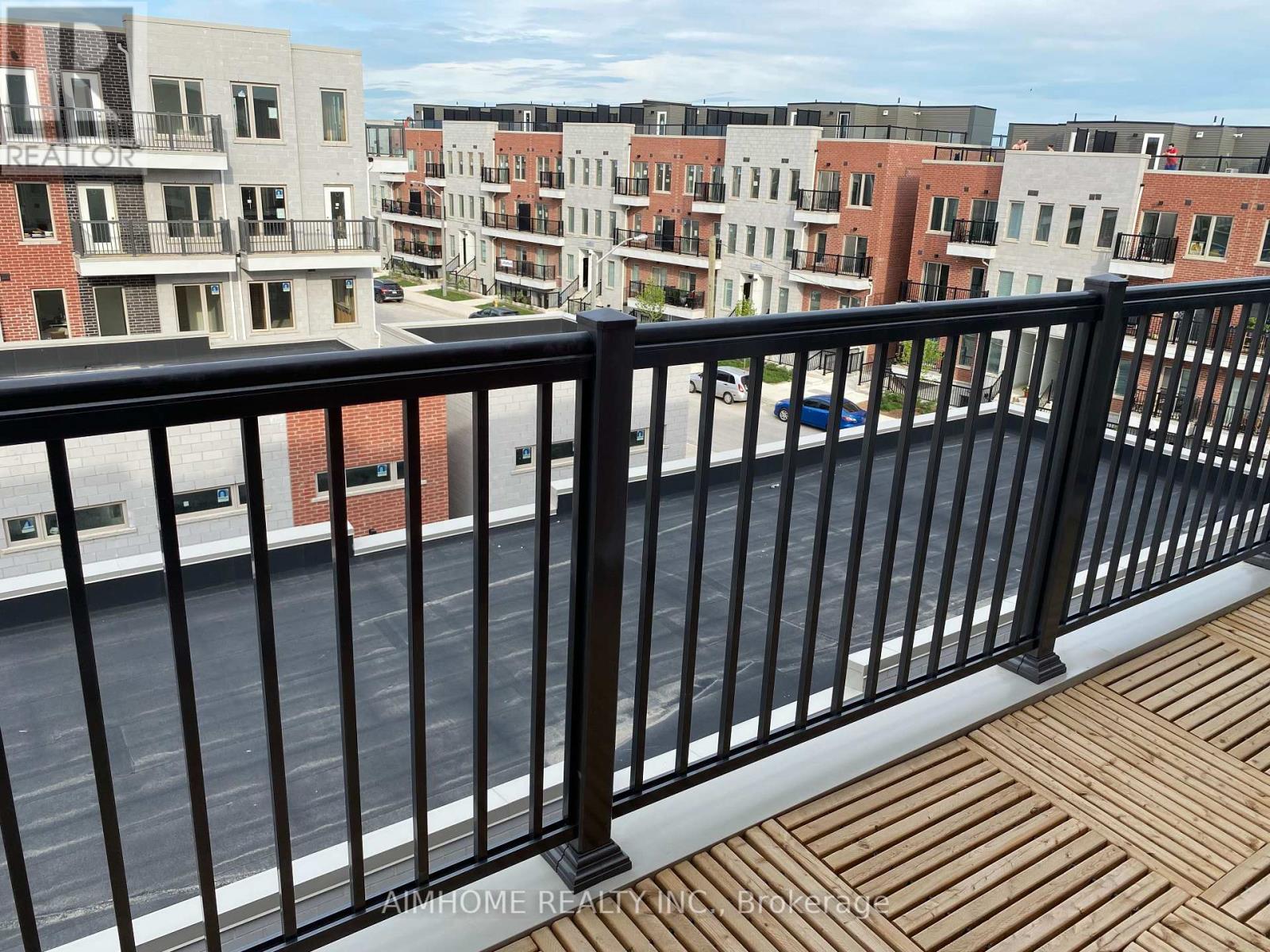 33 Frederick Tisdale Drive, Toronto, Ontario  M3K 0C4 - Photo 17 - W12767552