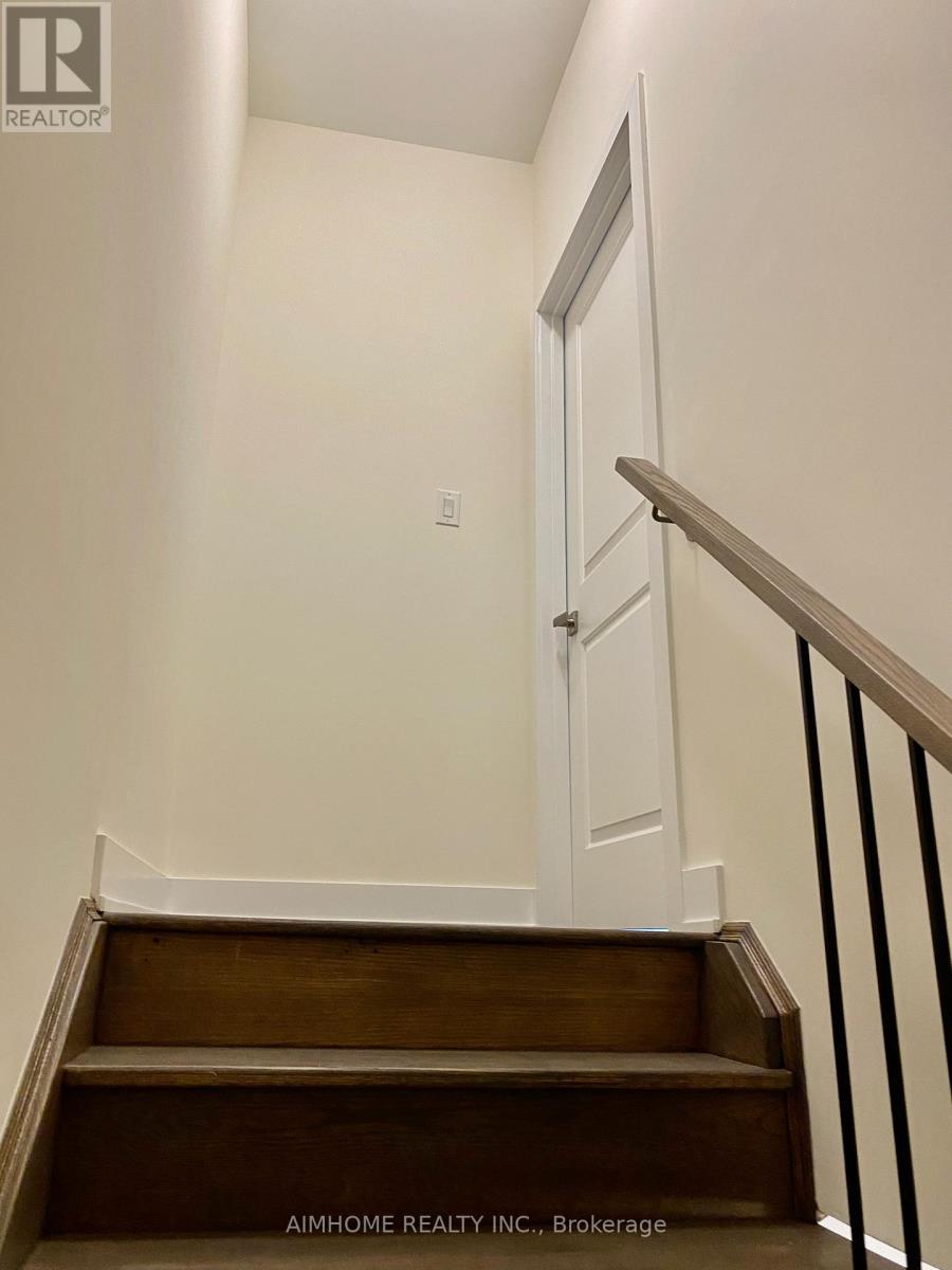 33 Frederick Tisdale Drive, Toronto, Ontario  M3K 0C4 - Photo 18 - W12767552