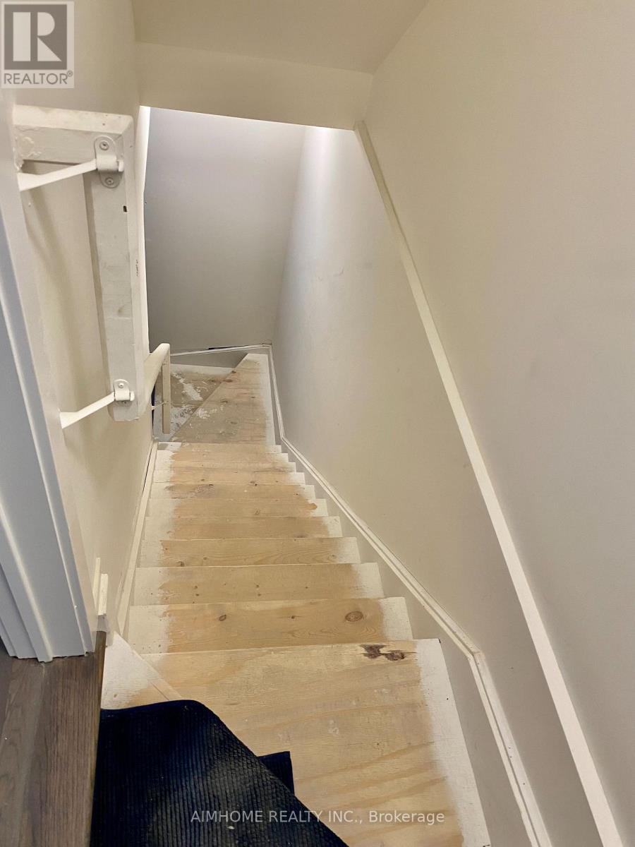 33 Frederick Tisdale Drive, Toronto, Ontario  M3K 0C4 - Photo 27 - W12767552