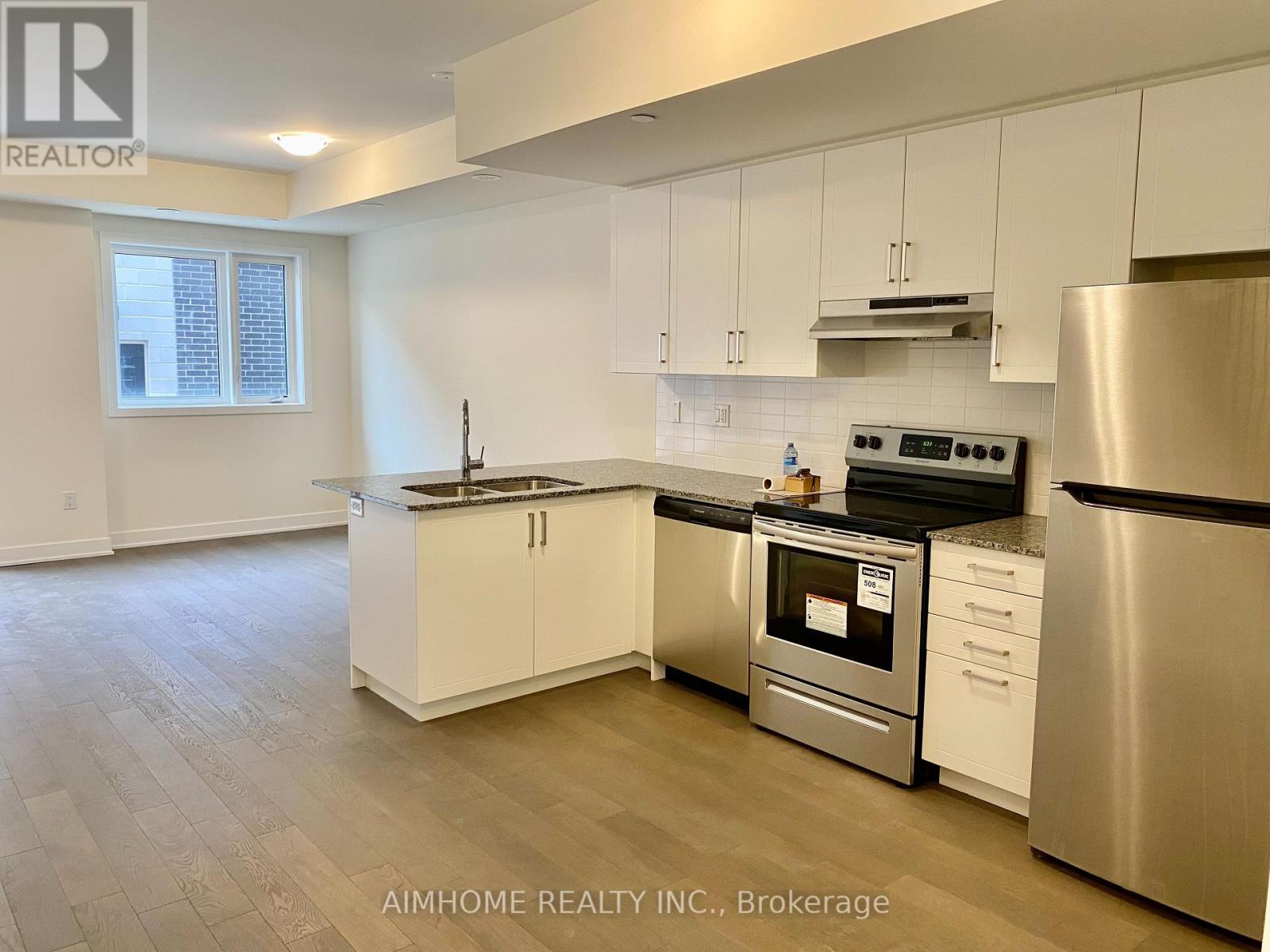 33 Frederick Tisdale Drive, Toronto, Ontario  M3K 0C4 - Photo 7 - W12767552