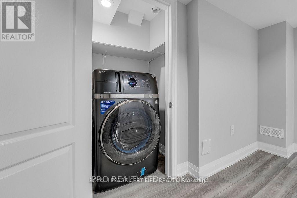 1688 Norris Circle, Milton, Ontario  L9T 6A3 - Photo 27 - W12767554