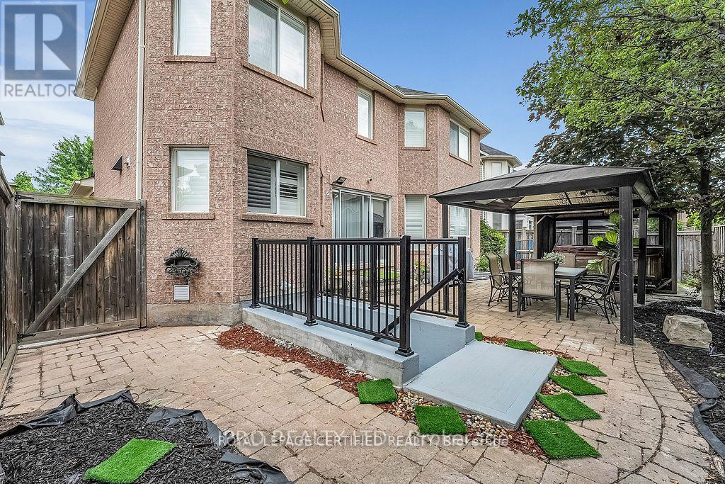 1688 Norris Circle, Milton, Ontario  L9T 6A3 - Photo 8 - W12767554