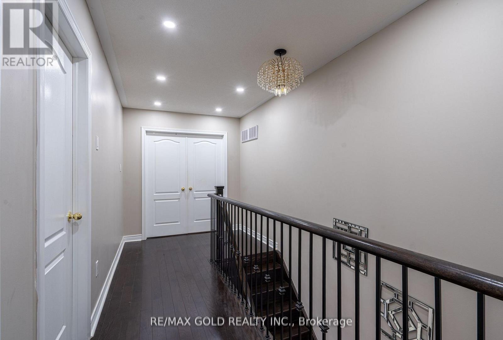 12 Torraville Street, Brampton, Ontario  L6R 0Y5 - Photo 26 - W12767568