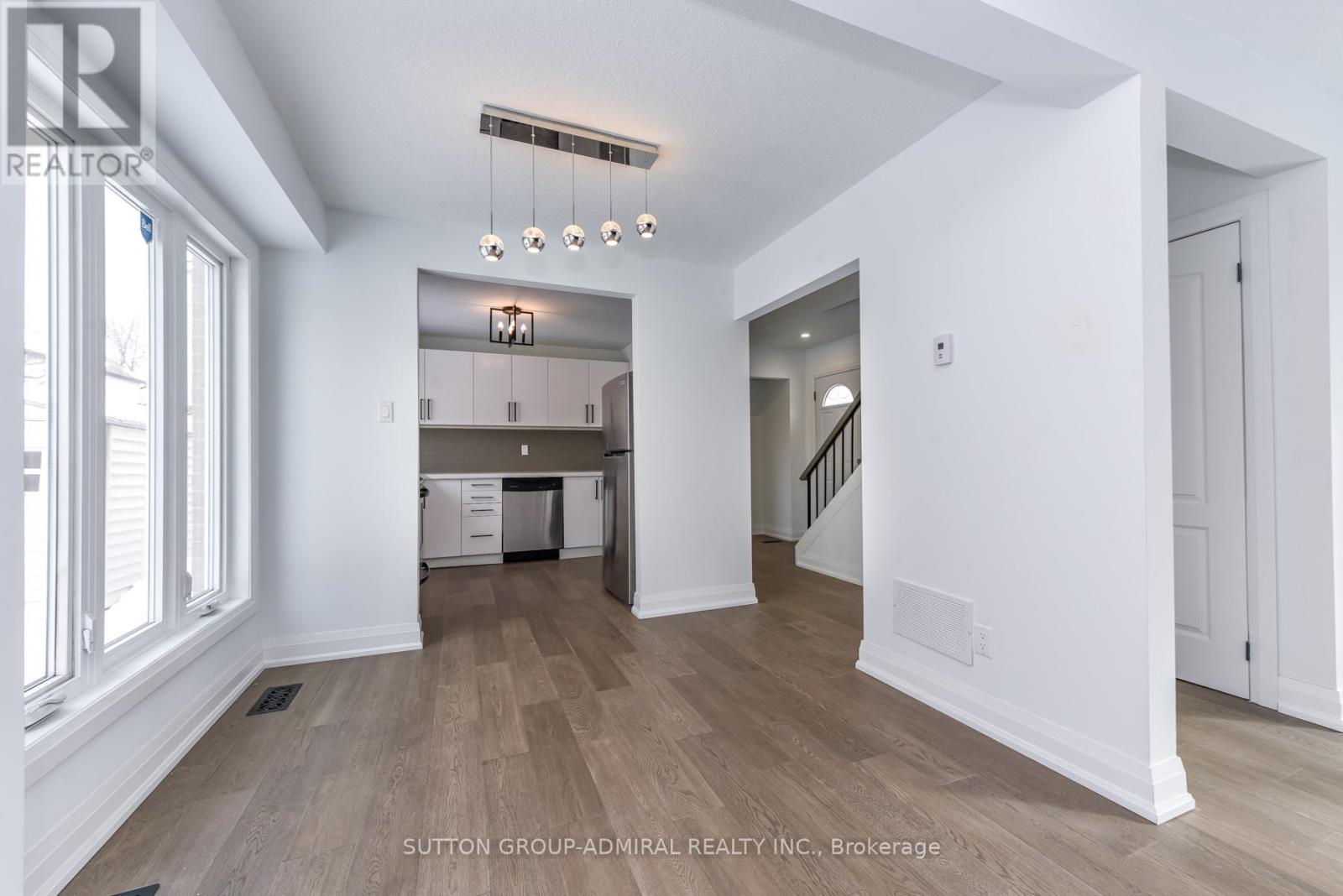 4 Hardcastle Court, Brampton, Ontario  L6S 2A9 - Photo 15 - W12767572