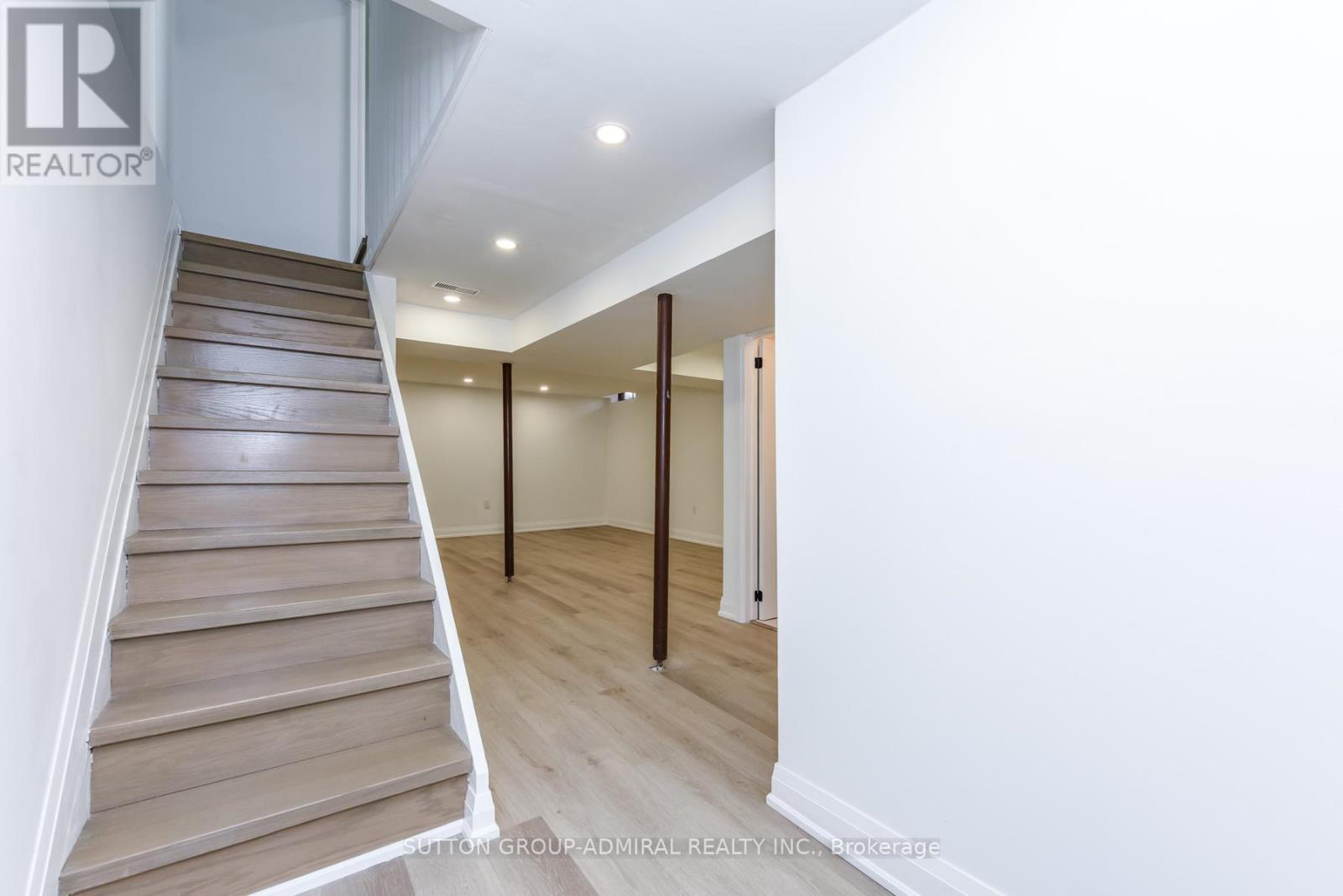 4 Hardcastle Court, Brampton, Ontario  L6S 2A9 - Photo 38 - W12767572