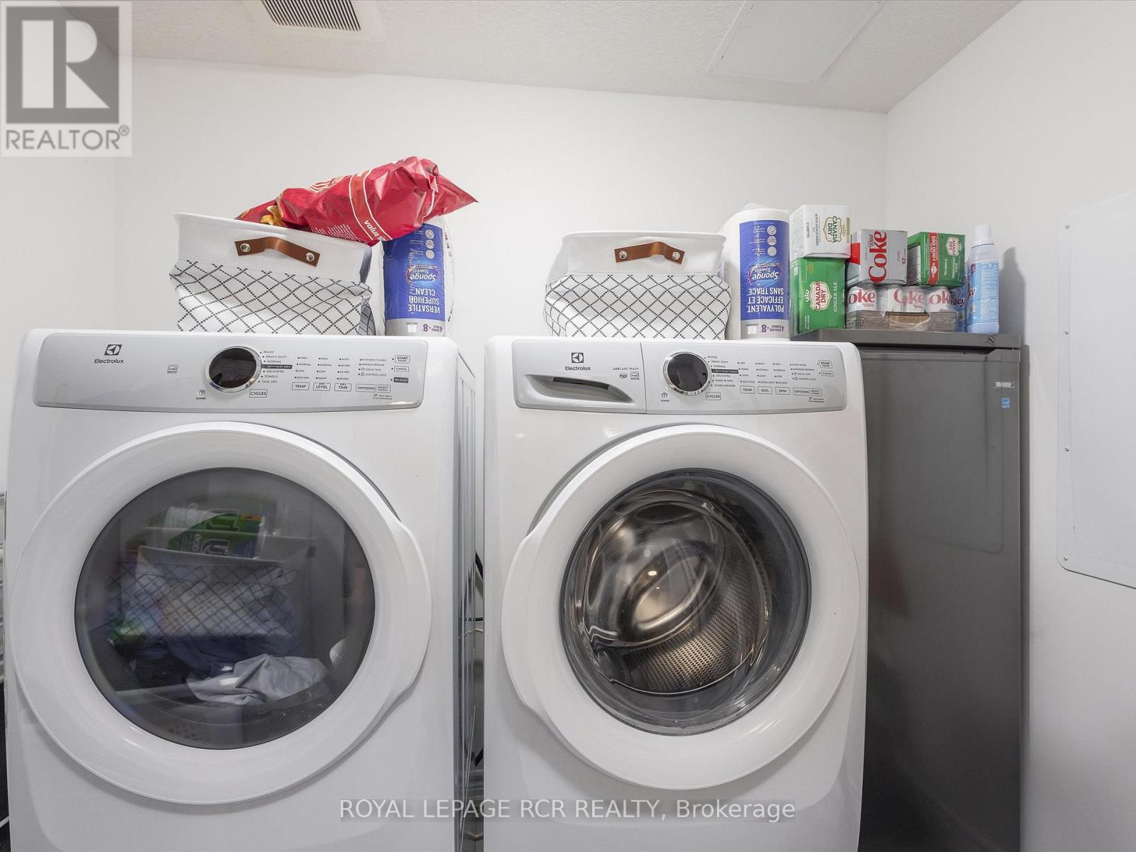 209 - 105 Spencer Avenue, Orangeville, Ontario  L9W 7S3 - Photo 6 - W12767574