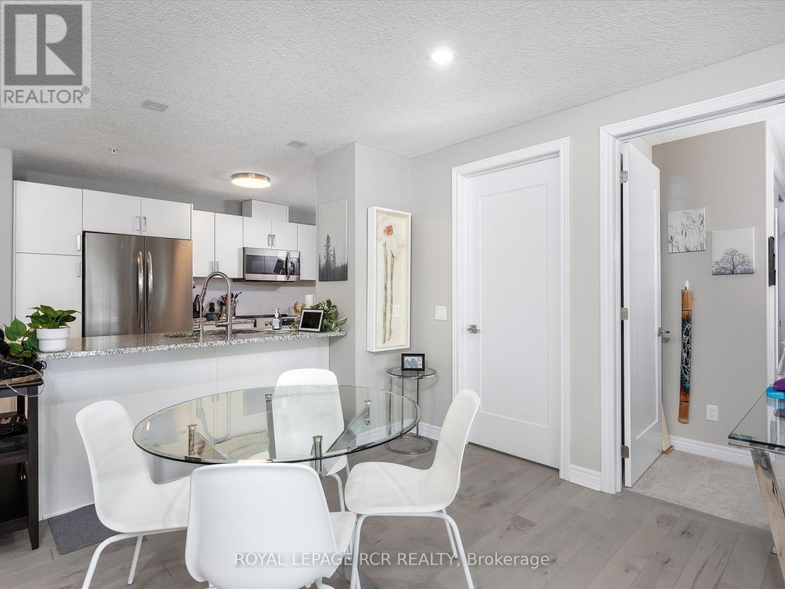 209 - 105 Spencer Avenue, Orangeville, Ontario  L9W 7S3 - Photo 8 - W12767574