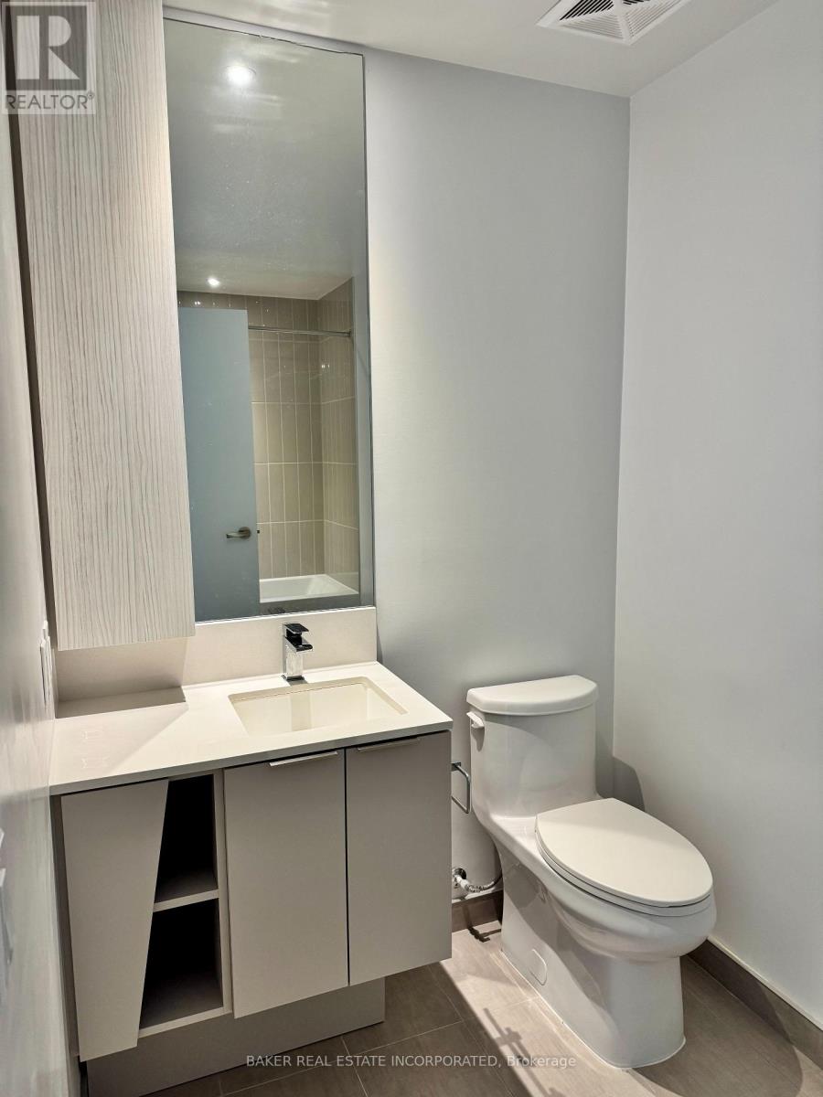 4211 - 3900 Confederation Parkway, Mississauga, Ontario  L5B 0M3 - Photo 11 - W12767580