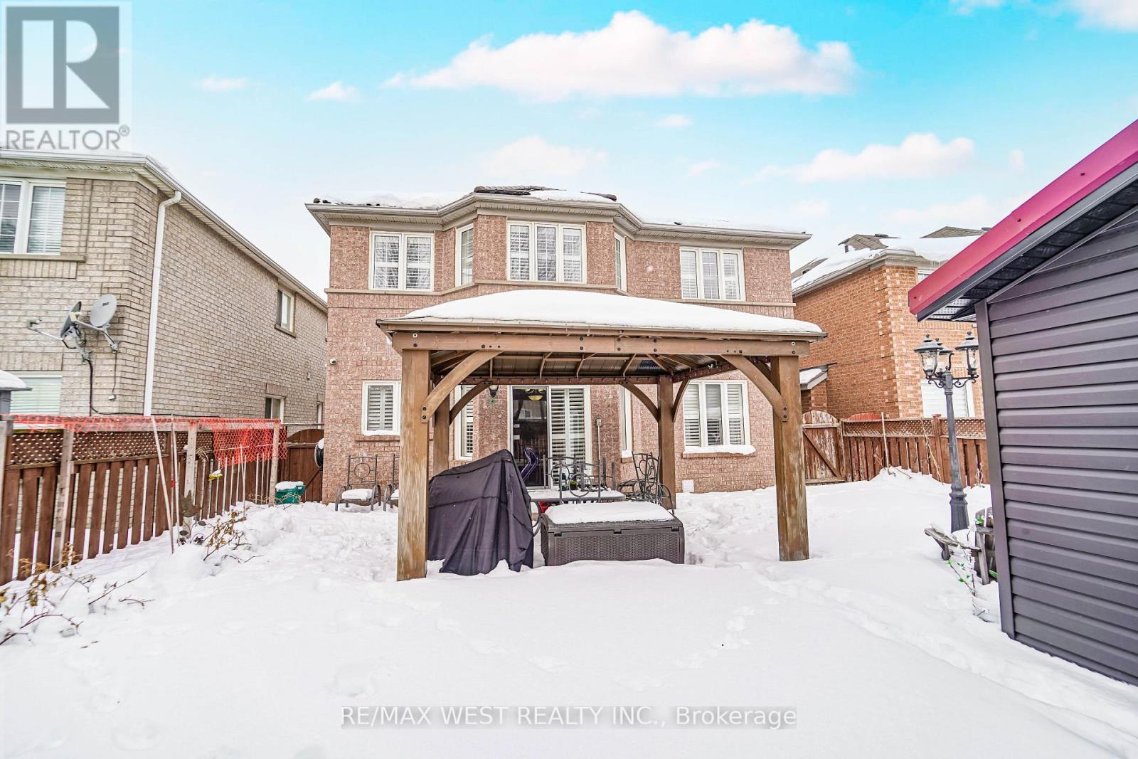38 Bottlebrush Drive, Brampton, Ontario  L6R 2Z5 - Photo 21 - W12767610
