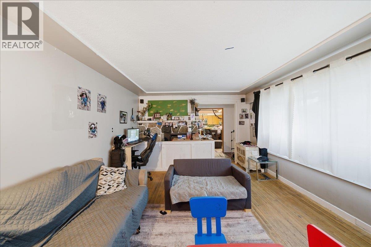 12357 189 A Street, Pitt Meadows, British Columbia  V3Y 2H3 - Photo 11 - R3084872