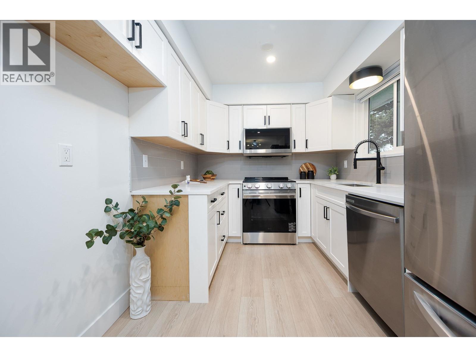 9831 Glenthorne Drive, Richmond, British Columbia  V7A 1Y3 - Photo 7 - R3087371