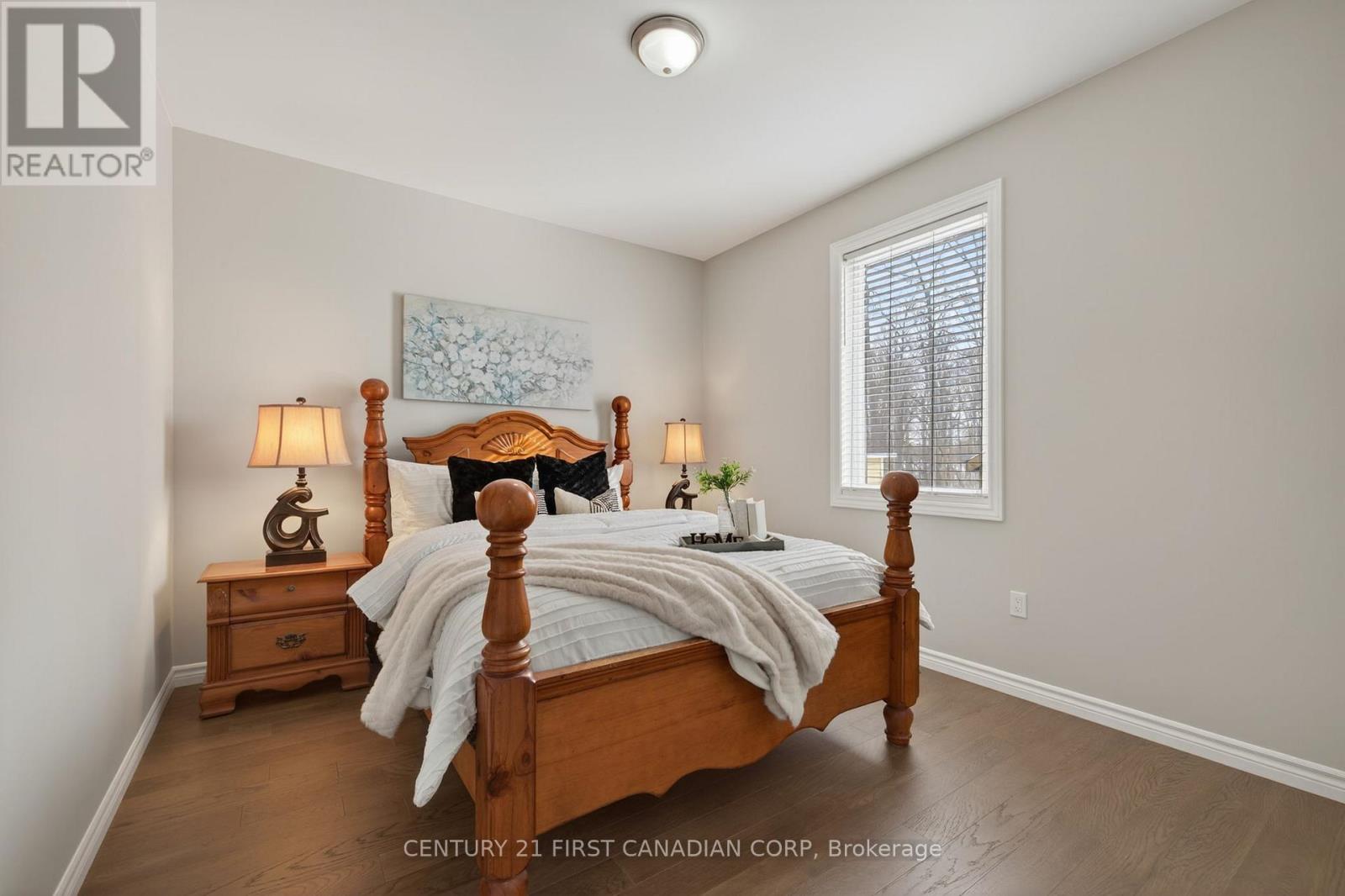 9128 Indian Hills Trail W, Lambton Shores, Ontario  N0N 1J2 - Photo 27 - X12767782