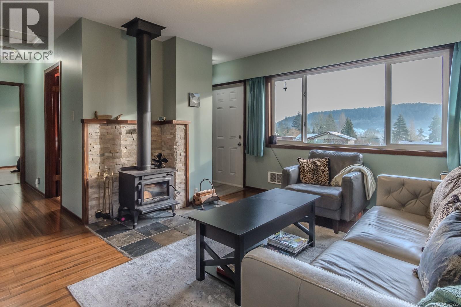 1959 Cinnabar Dr, Nanaimo, British Columbia  V9X 1B3 - Photo 2 - 1025228