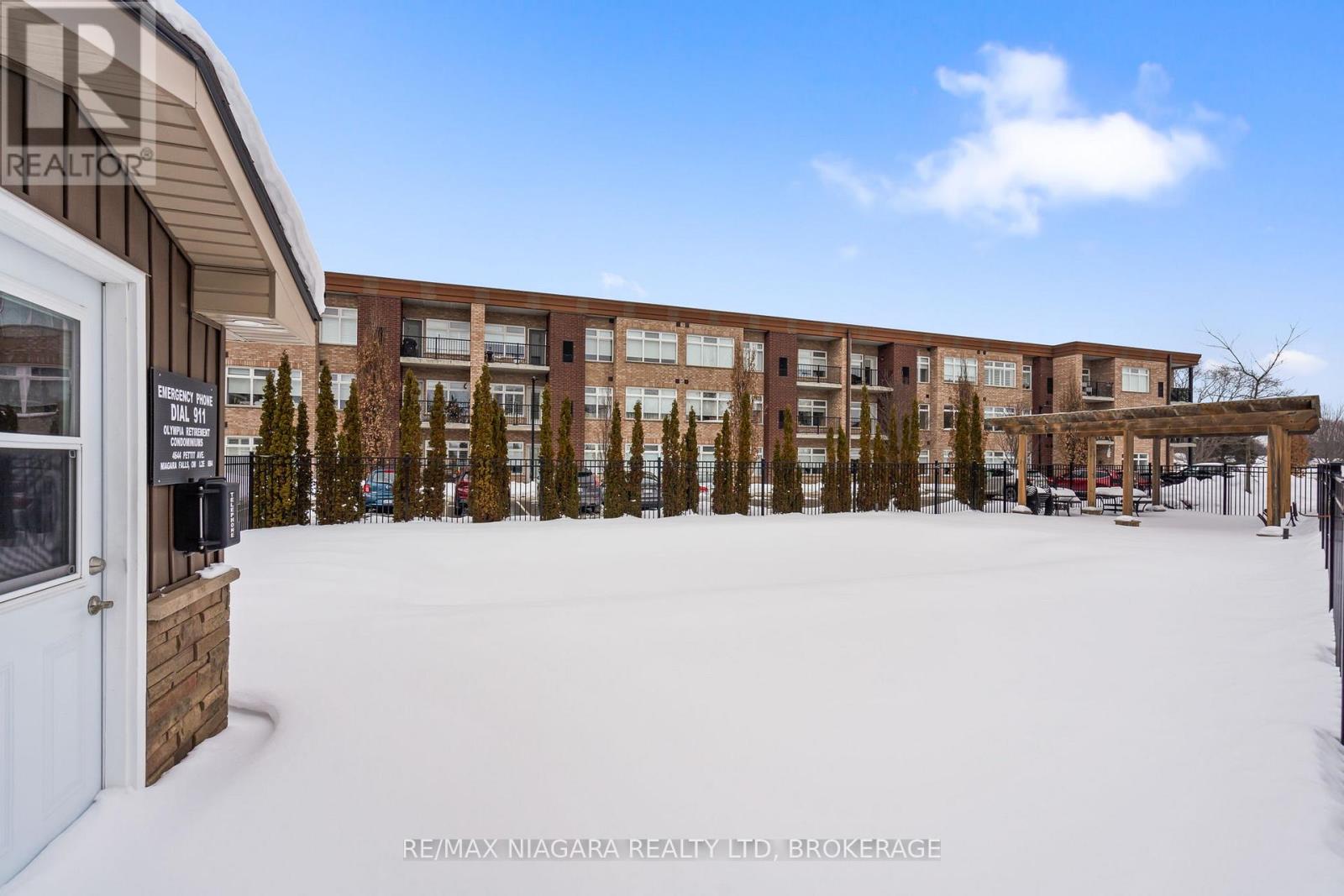 300 - 4644 Pettit Avenue, Niagara Falls, Ontario  L2E 0B4 - Photo 36 - X12764018