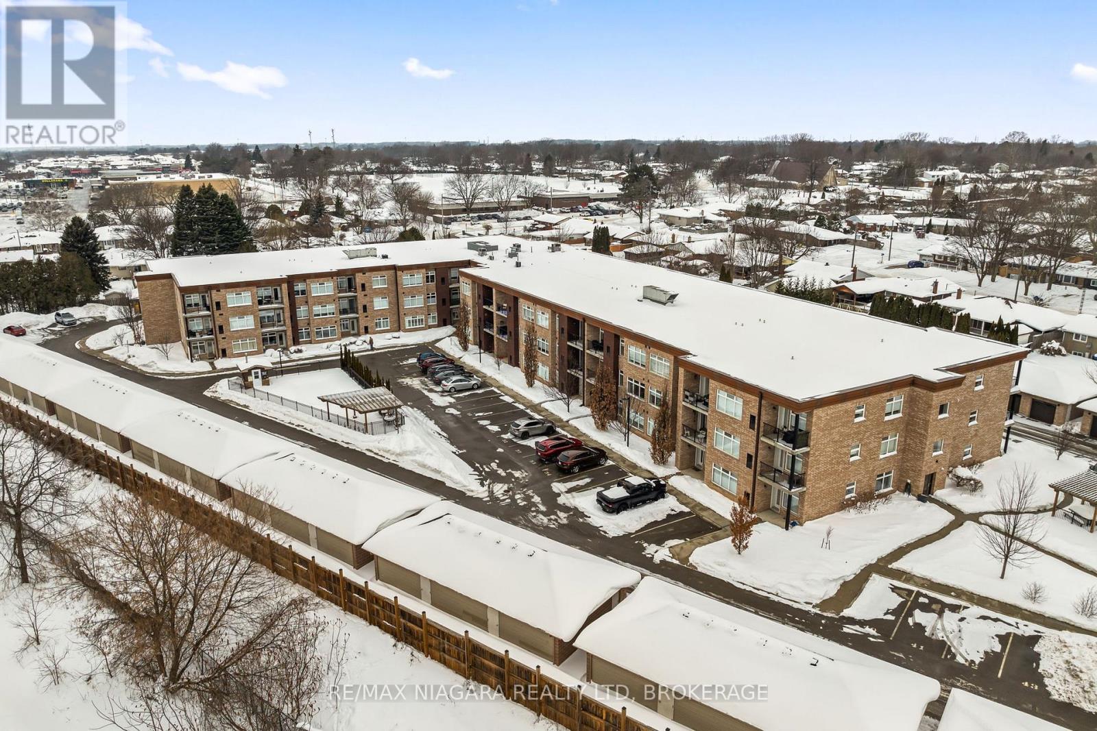 300 - 4644 Pettit Avenue, Niagara Falls, Ontario  L2E 0B4 - Photo 30 - X12764018