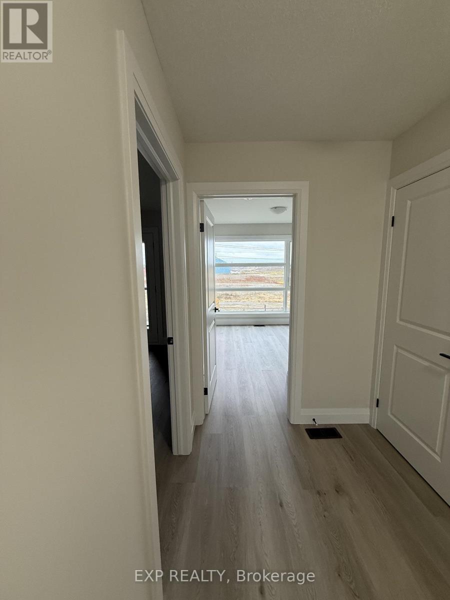 13 Keystone Trail, Welland, Ontario  L3B 5C2 - Photo 16 - X12767602