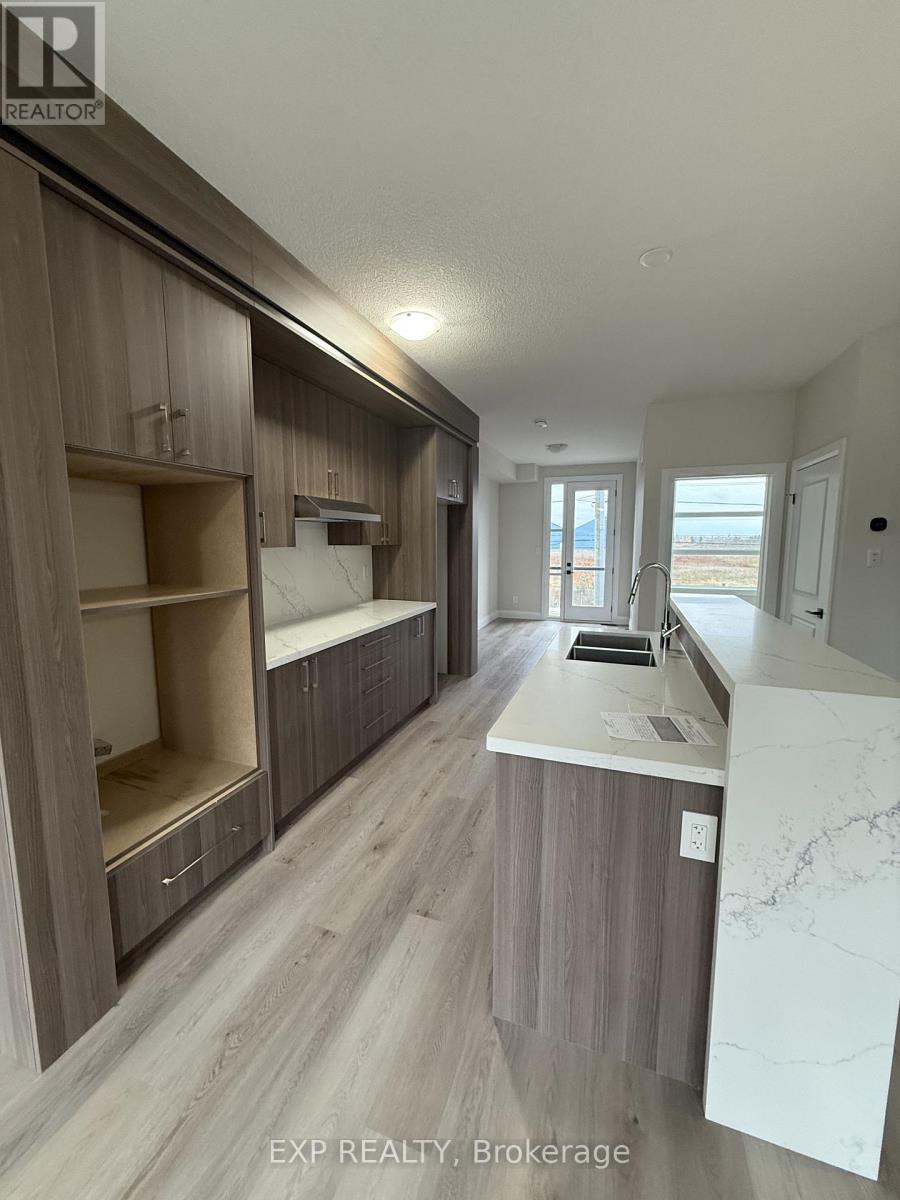 13 Keystone Trail, Welland, Ontario  L3B 5C2 - Photo 4 - X12767602