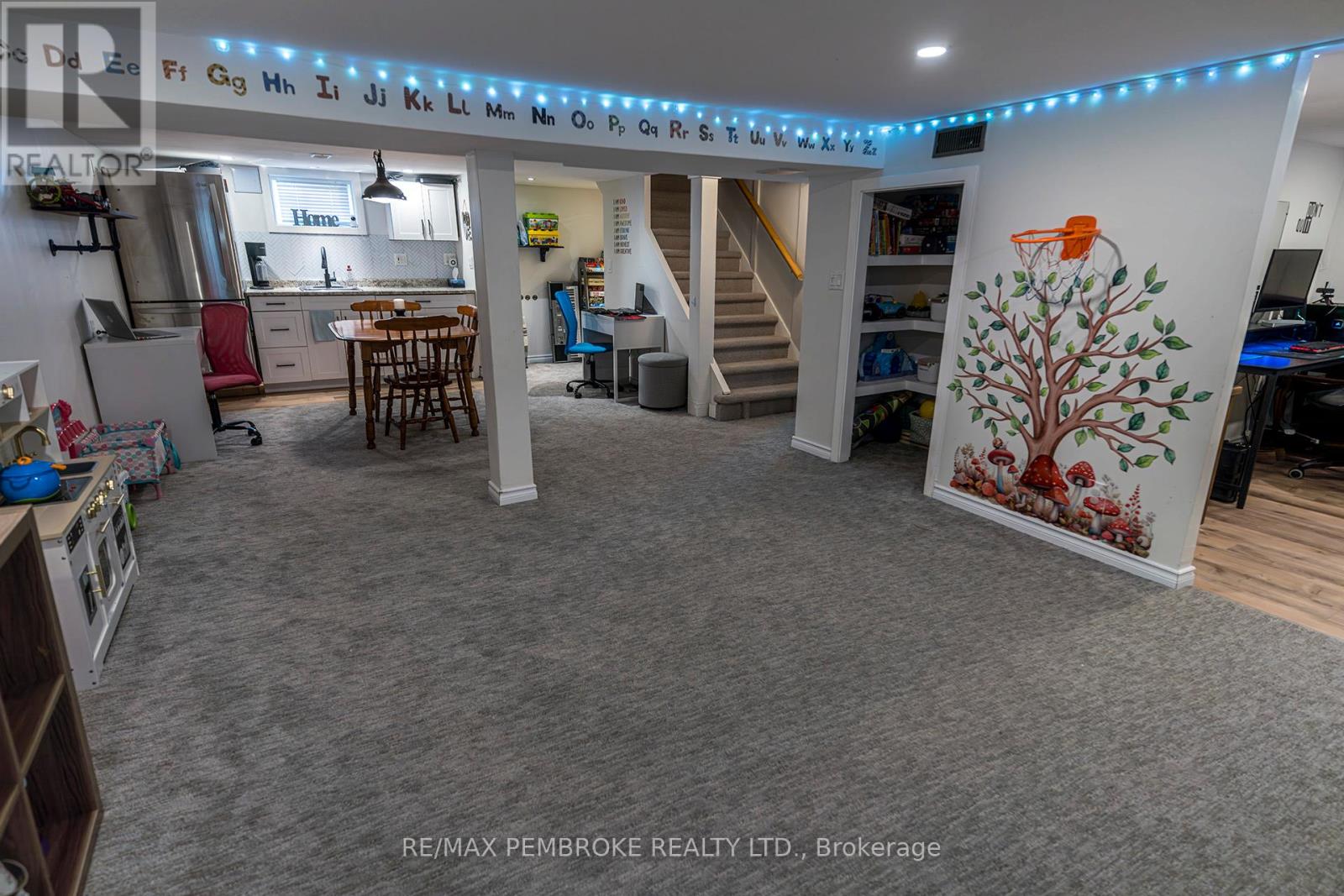 181 Morris Street, Pembroke, Ontario  K8A 2L1 - Photo 15 - X12767786