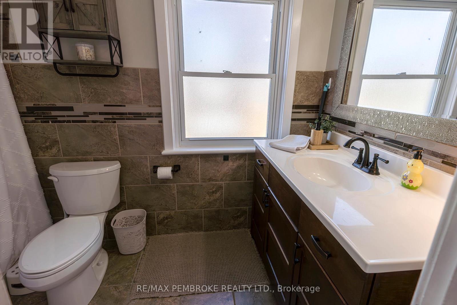 181 Morris Street, Pembroke, Ontario  K8A 2L1 - Photo 39 - X12767786