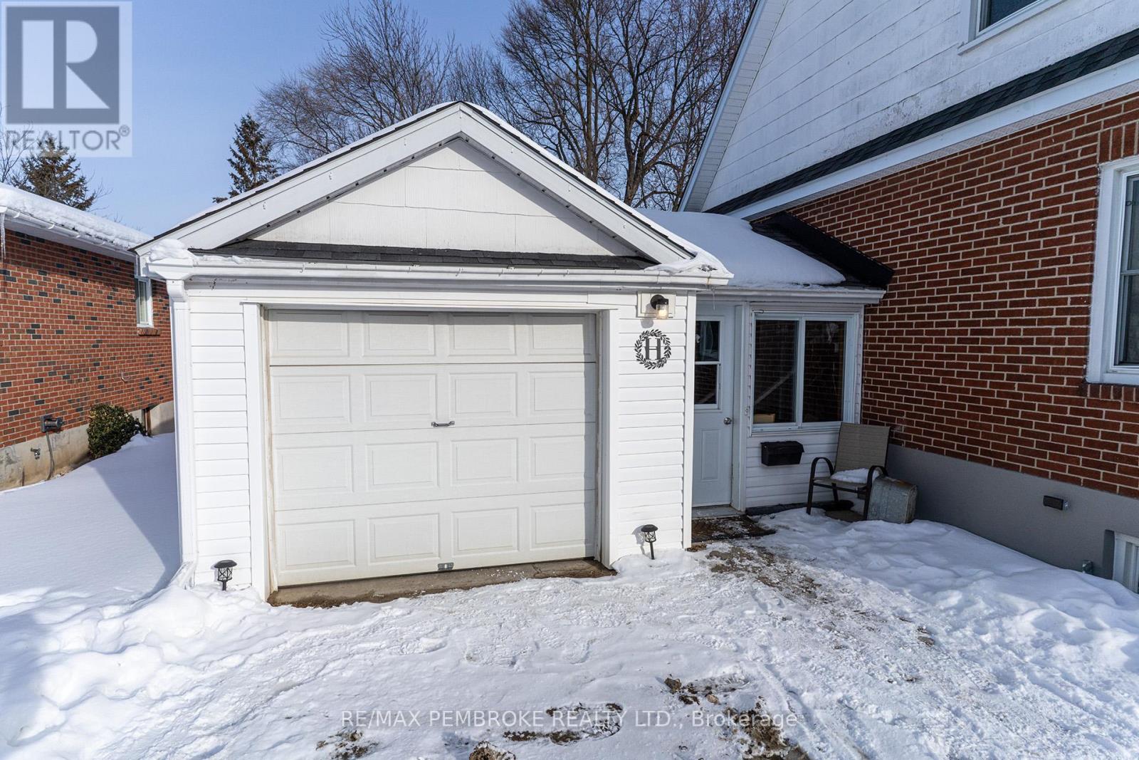 181 Morris Street, Pembroke, Ontario  K8A 2L1 - Photo 7 - X12767786