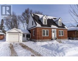 181 MORRIS STREET, Pembroke, Ontario