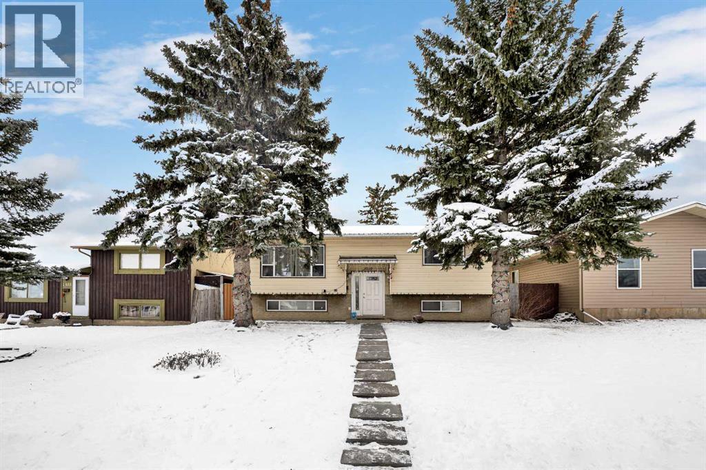 1059 Pinecliff Drive NE, Calgary, Alberta