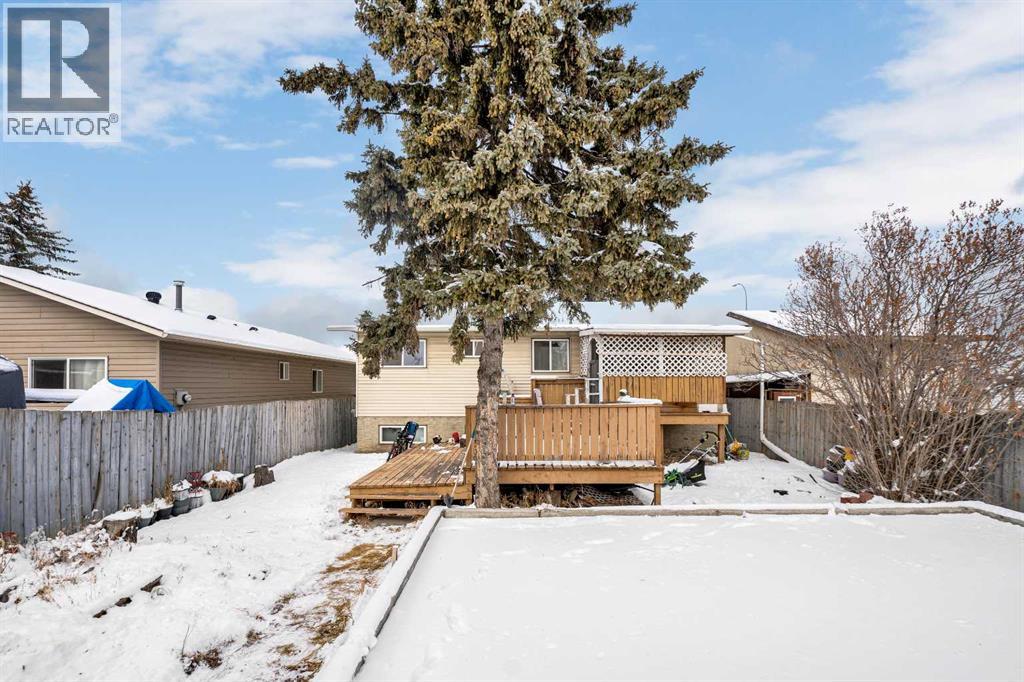 1059 Pinecliff Drive Ne, Calgary, Alberta  T1Y 3W8 - Photo 29 - A2272973