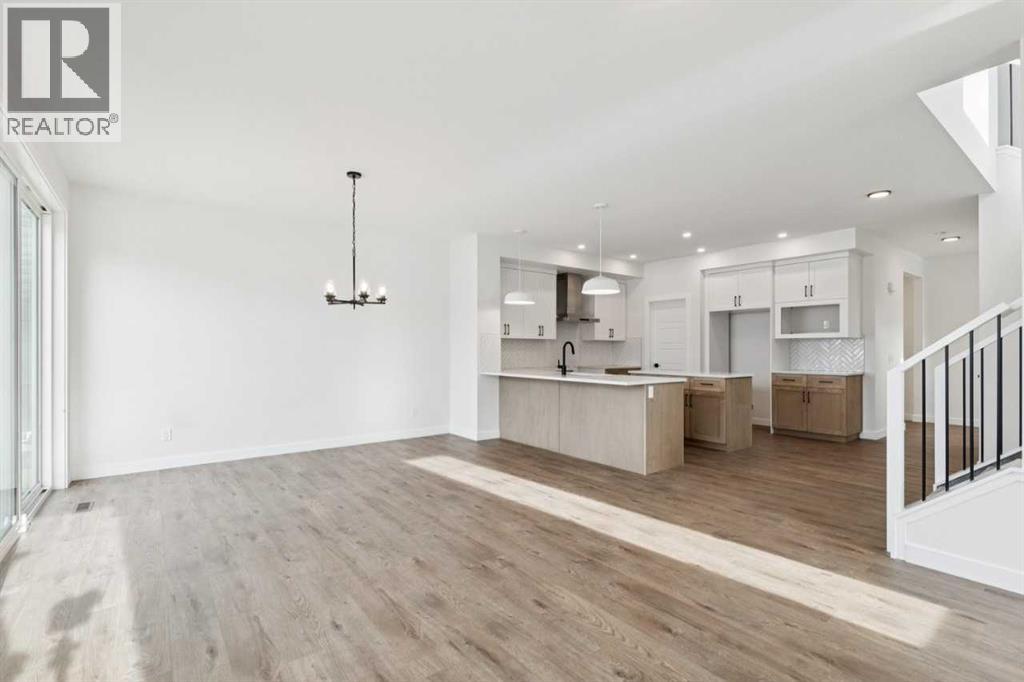 136 Versant Point Sw, Calgary, Alberta  T2Y 0Z5 - Photo 12 - A2272129