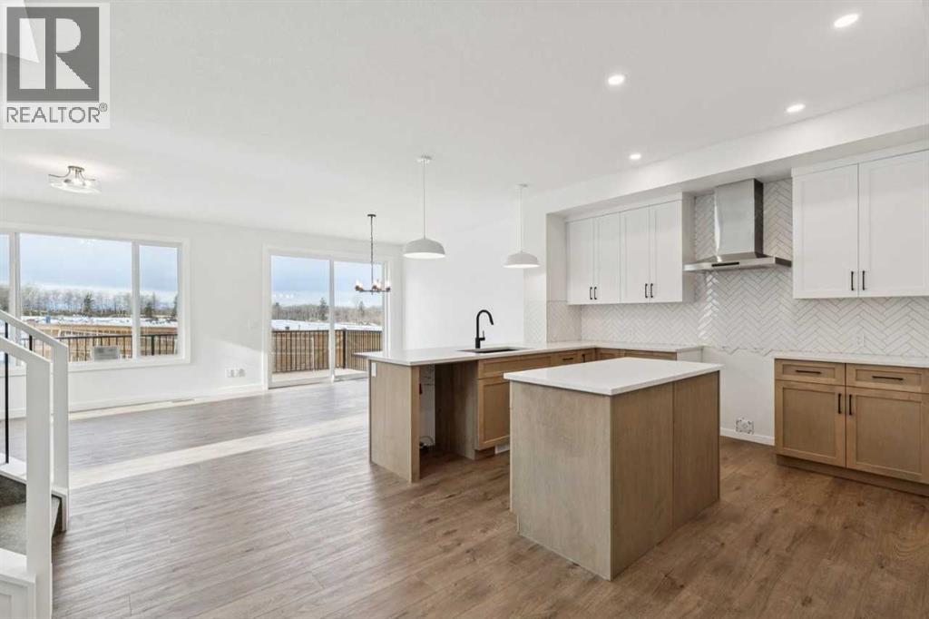 136 Versant Point Sw, Calgary, Alberta  T2Y 0Z5 - Photo 4 - A2272129