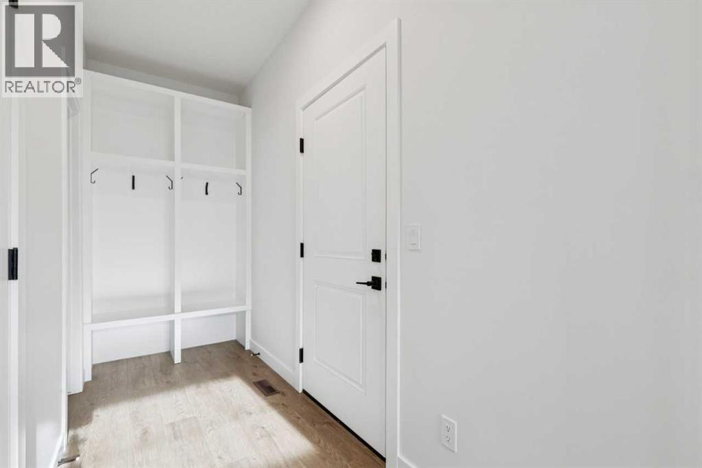 136 Versant Point Sw, Calgary, Alberta  T2Y 0Z5 - Photo 15 - A2272129