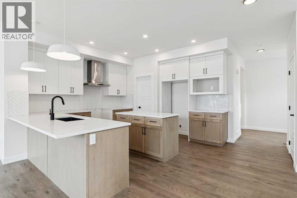 136 Versant Point Sw, Calgary, Alberta  T2Y 0Z5 - Photo 6 - A2272129