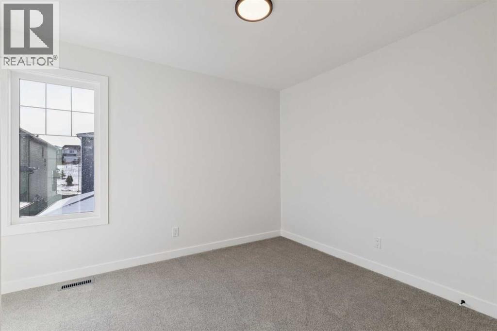 136 Versant Point Sw, Calgary, Alberta  T2Y 0Z5 - Photo 29 - A2272129