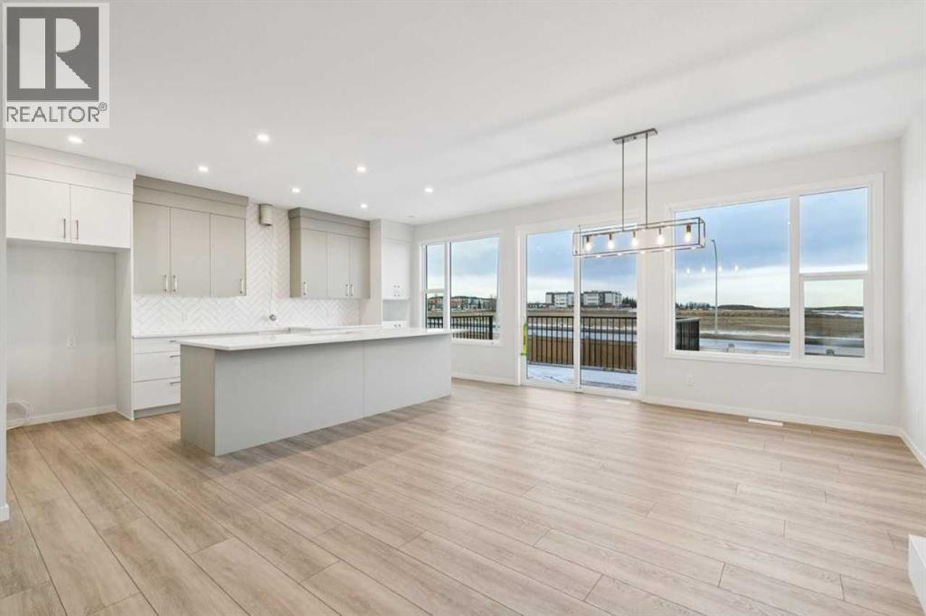 264 Belmont Place Sw, Calgary, Alberta  T2X 0T9 - Photo 5 - A2284306