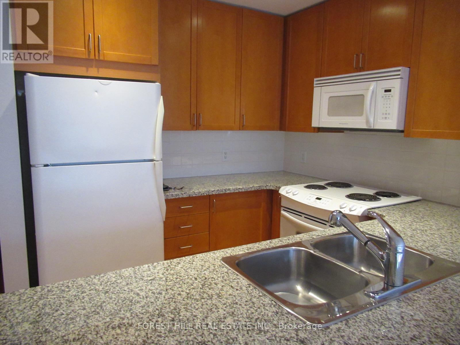 1808 - 85 Bloor Street E, Toronto, Ontario  M4W 3Y1 - Photo 5 - C12767678