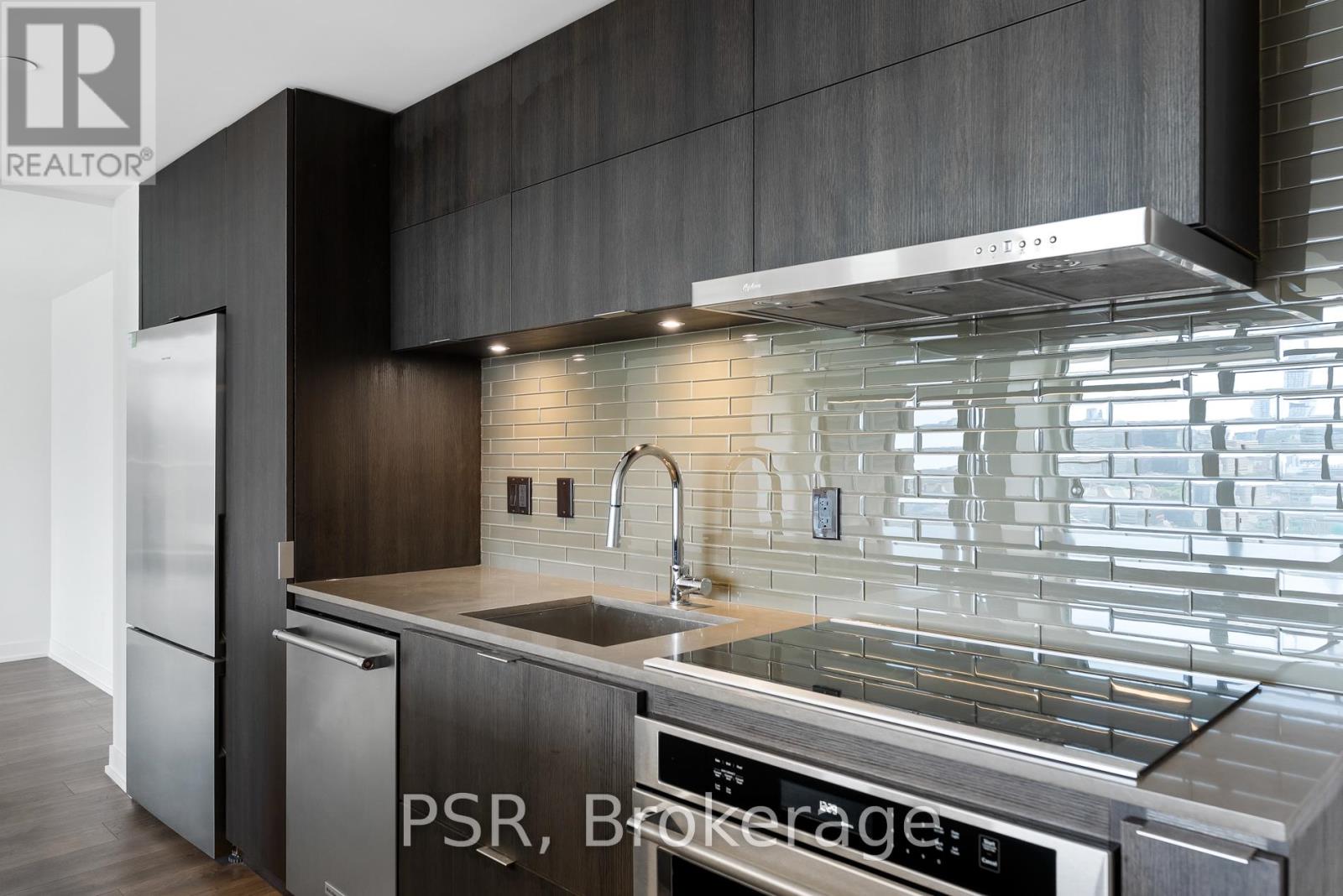 2504 - 2 St Thomas Street, Toronto, Ontario  M5S 2Z1 - Photo 12 - C12767704