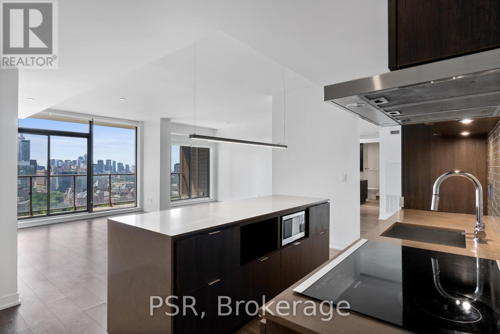 2504 - 2 St Thomas Street, Toronto, Ontario  M5S 2Z1 - Photo 3 - C12767704