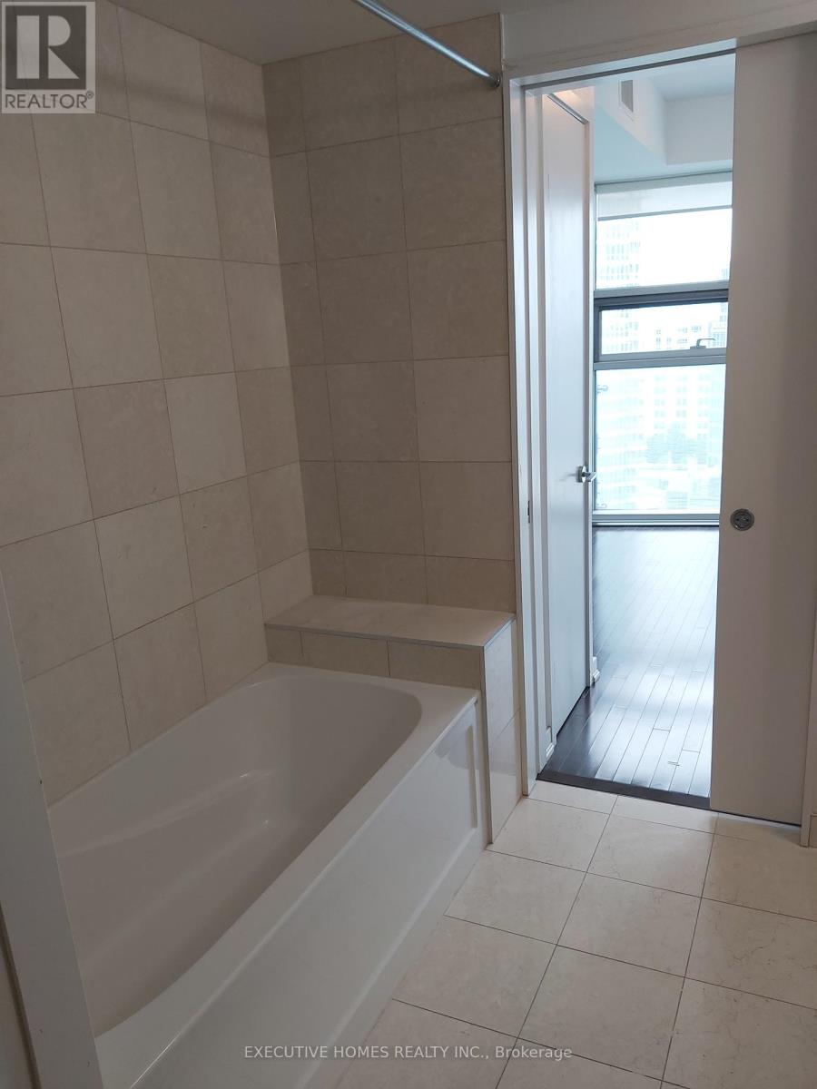 2403 - 12 York Street, Toronto, Ontario  M5J 0A9 - Photo 13 - C12767730