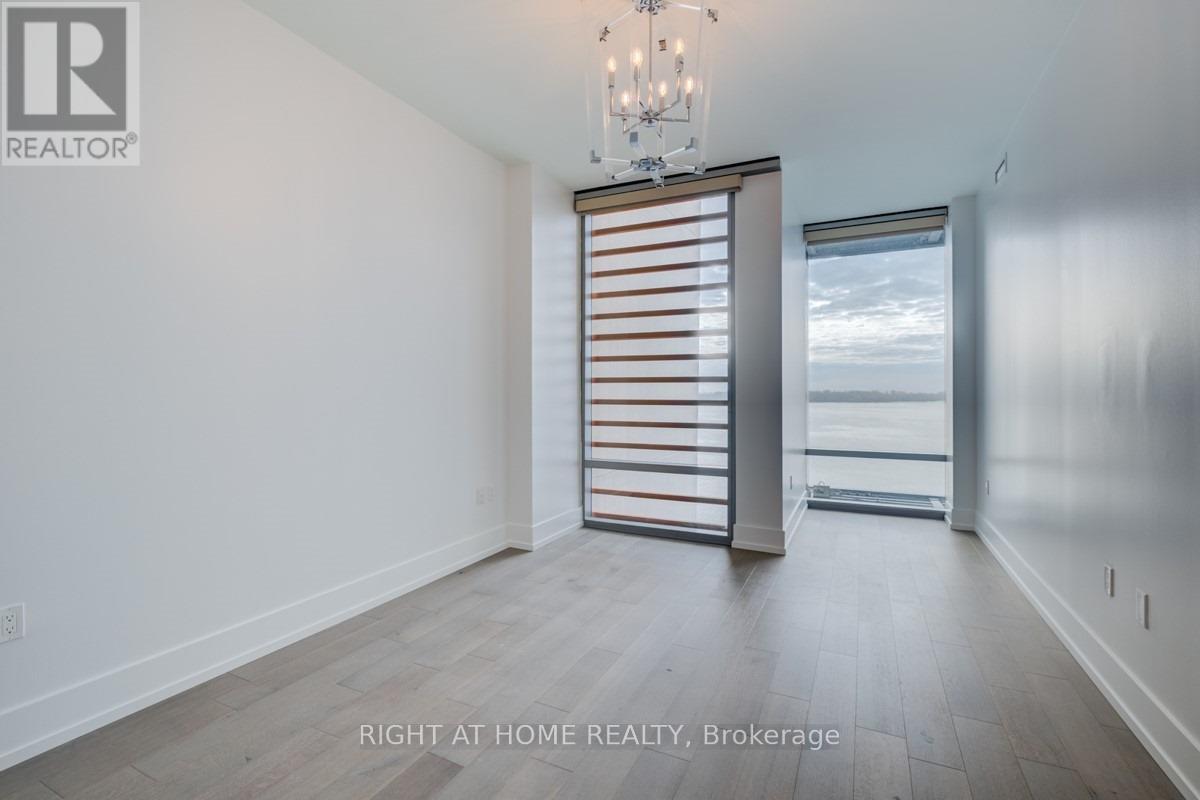 922 - 39 Queens Quay E, Toronto, Ontario  M5E 0A5 - Photo 13 - C12767766