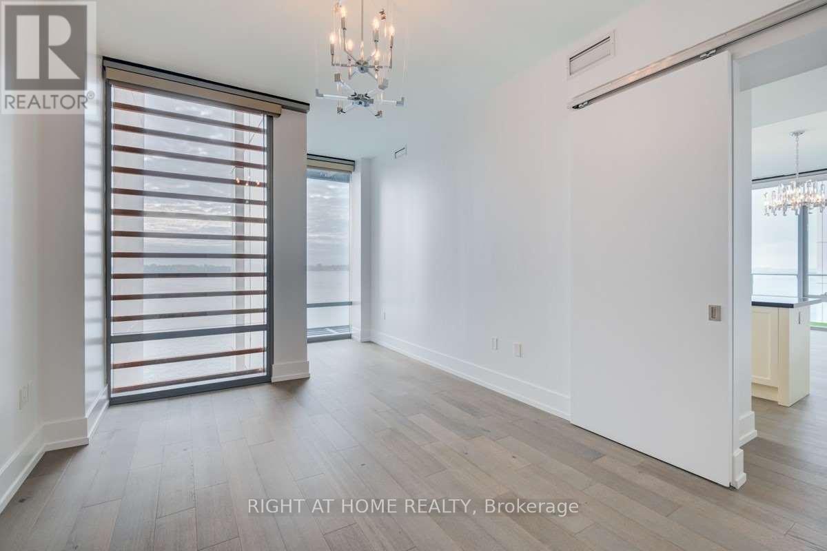 922 - 39 Queens Quay E, Toronto, Ontario  M5E 0A5 - Photo 14 - C12767766