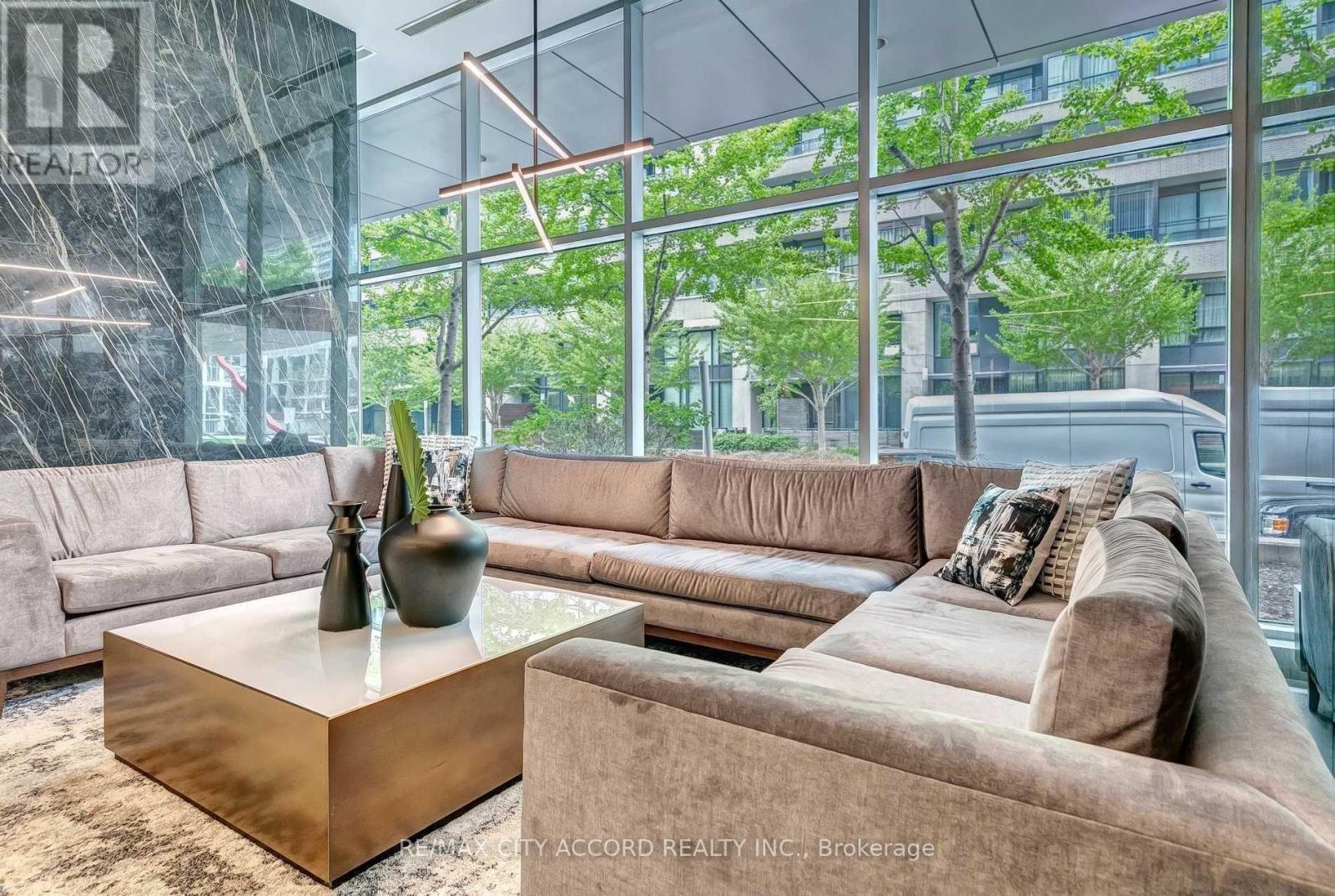 4811 - 25 Telegram Mews, Toronto, Ontario  M5V 3Z1 - Photo 7 - C12767778