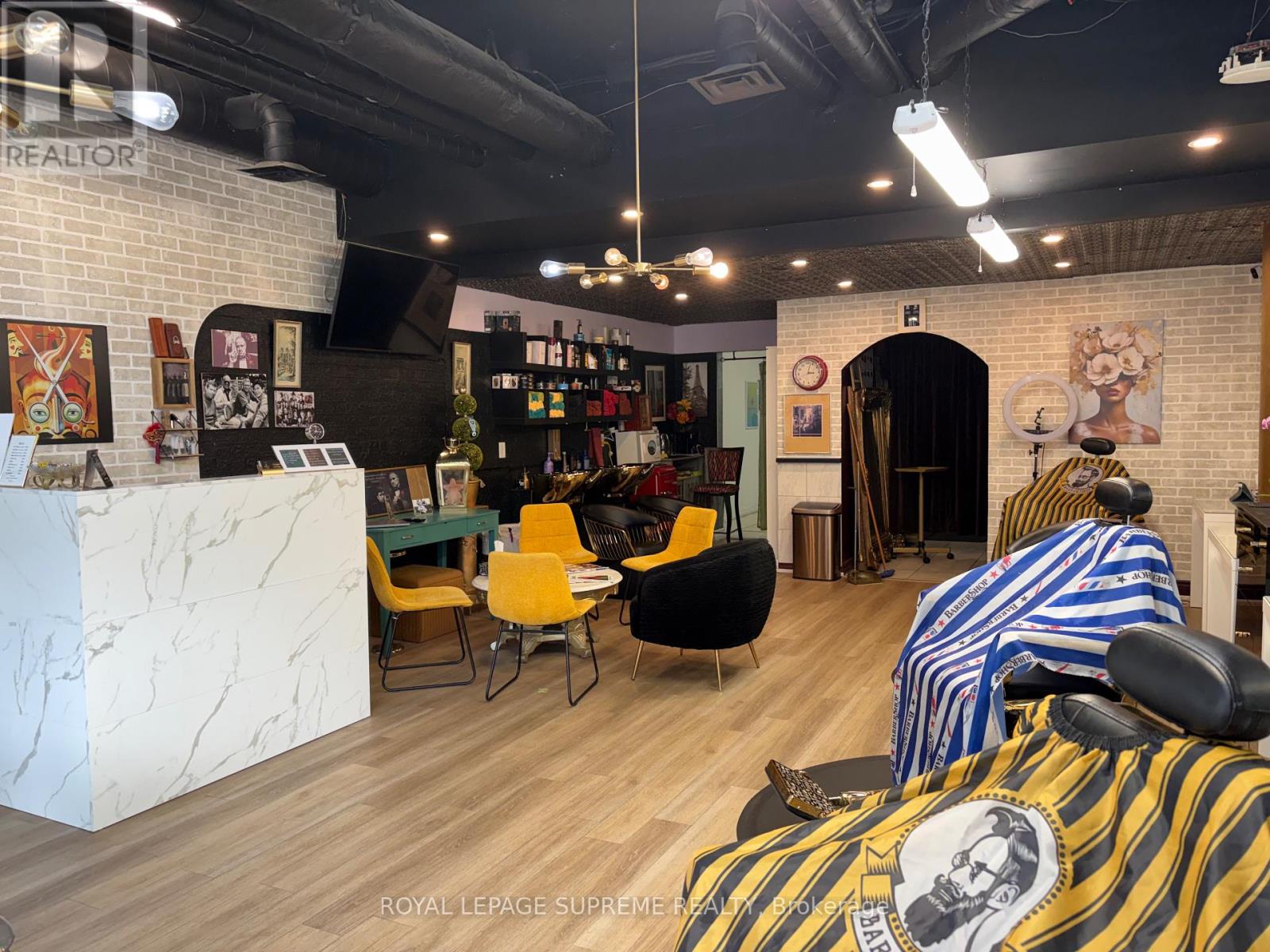 2721 Yonge Street, Toronto, Ontario  M4N 2H8 - Photo 11 - C12767784