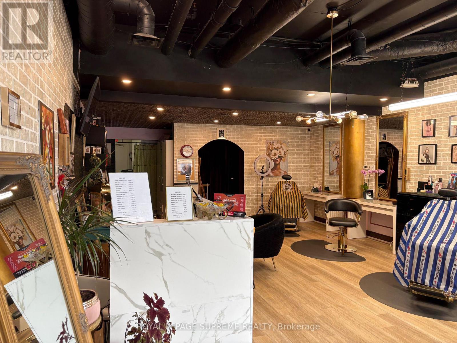 2721 Yonge Street, Toronto, Ontario  M4N 2H8 - Photo 3 - C12767784