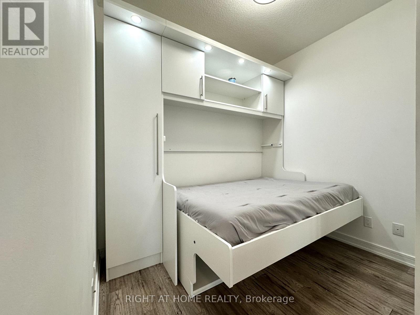 321 - 621 Sheppard Avenue E, Toronto, Ontario  M2K 1B5 - Photo 10 - C12767792