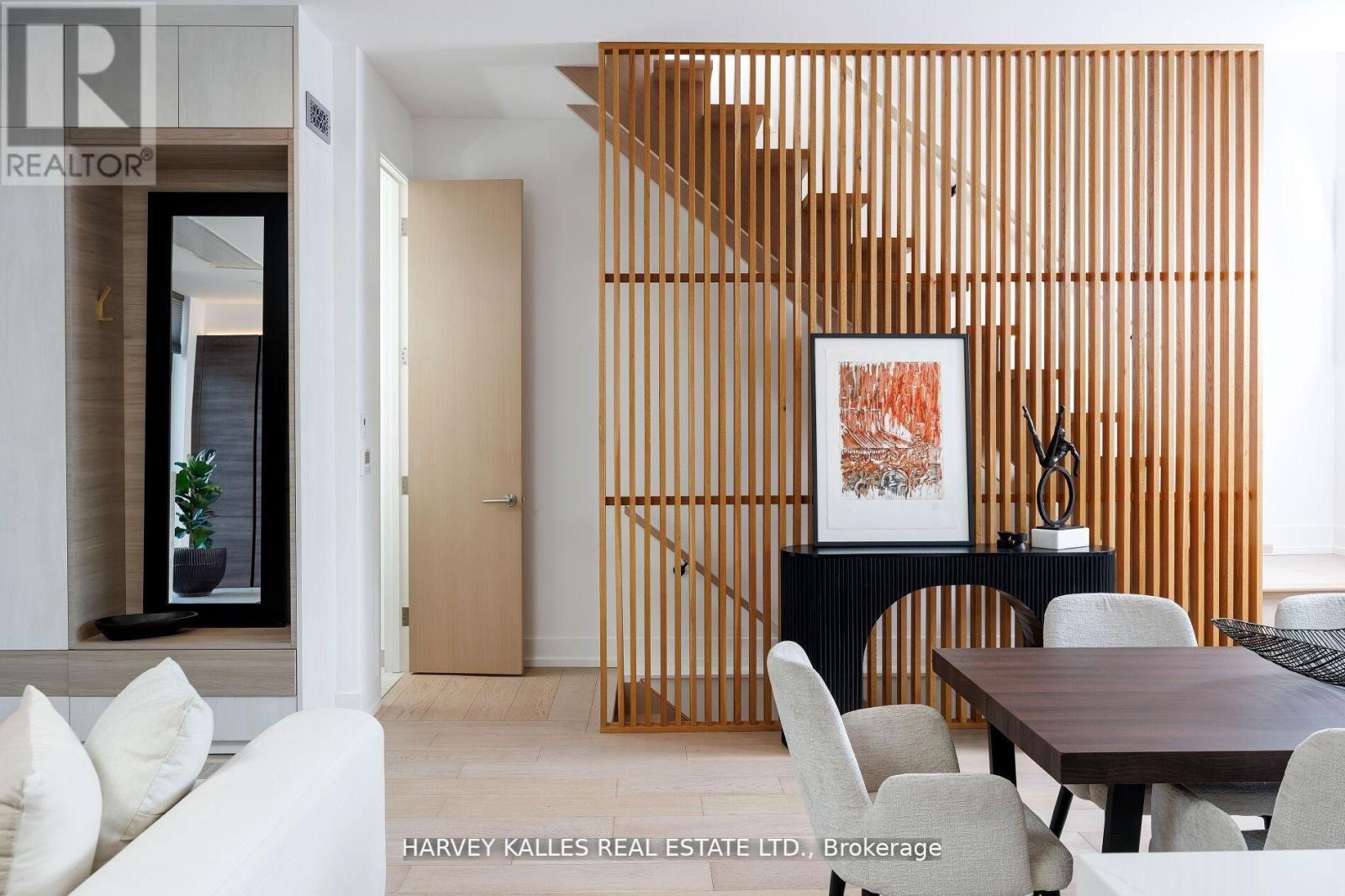 60 Hiltz Avenue, Toronto, Ontario  M4L 2N5 - Photo 12 - E12767636