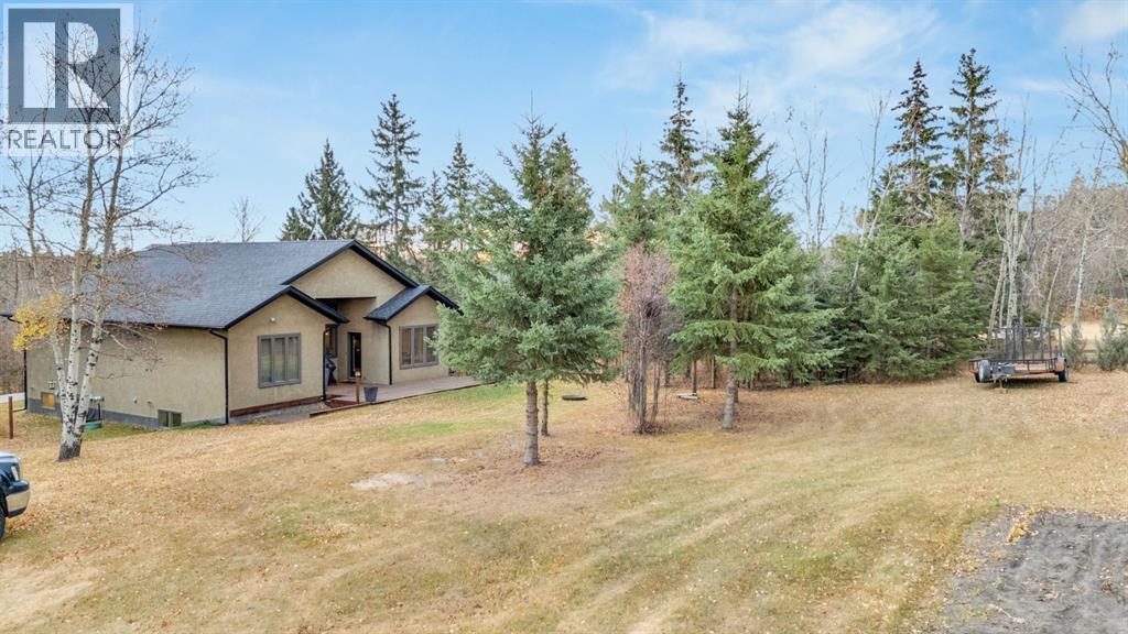 15 Creek Road, Rural Ponoka County, Alberta  T4J 1R3 - Photo 10 - A2280014