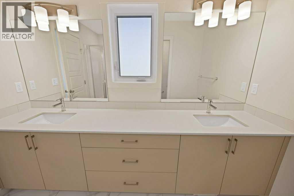 537 Chelsea Gardens, Chestermere, Alberta  T1X 2V5 - Photo 19 - A2268014