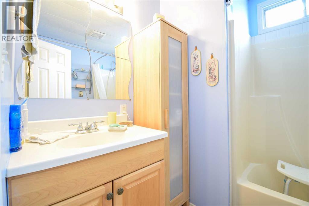 2, 4822 58 Street, Stettler, Alberta  T4K 1B6 - Photo 15 - A2284528