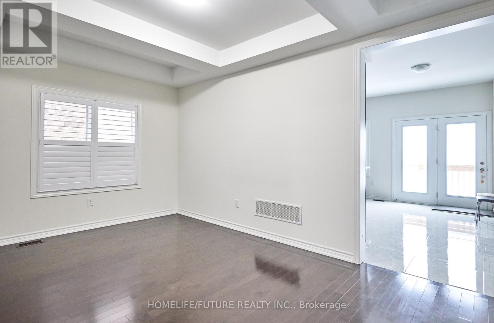 357 Danny Wheeler Boulevard, Georgina, Ontario  L4P 0K2 - Photo 13 - N12767682